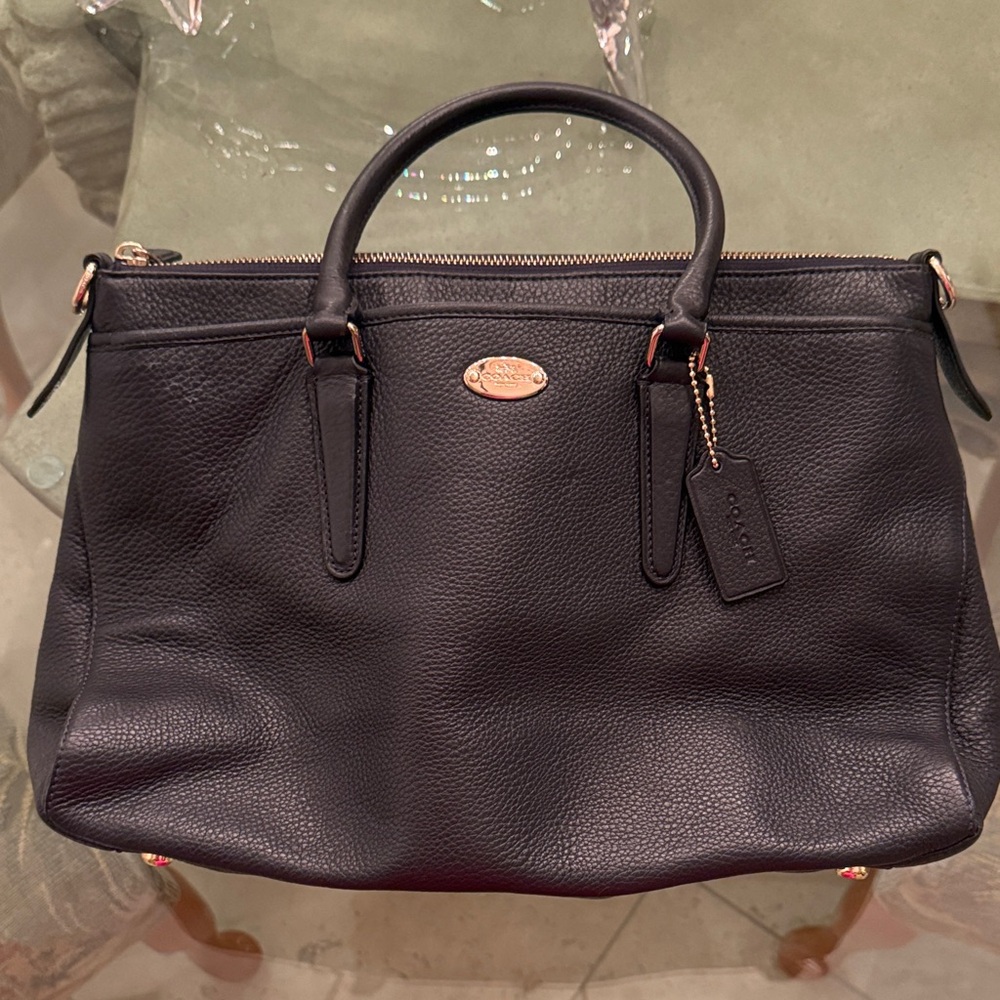 Coach Luxurious Black Leather Satchel - Picture 2 of 12